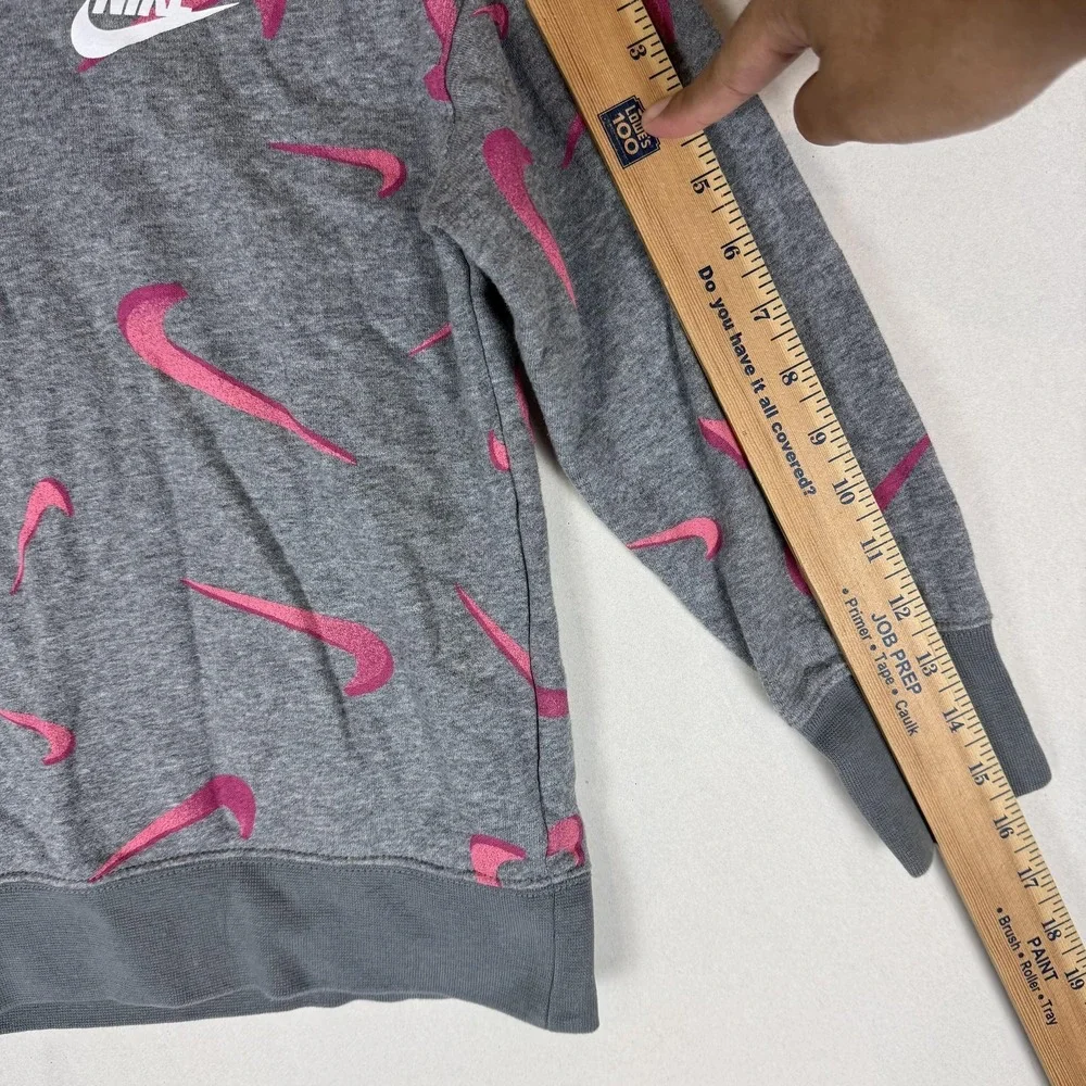Nike Sweatshirt Kids XS Gray Pullover Fleece Allover‎ Swoosh Logo Graphic
